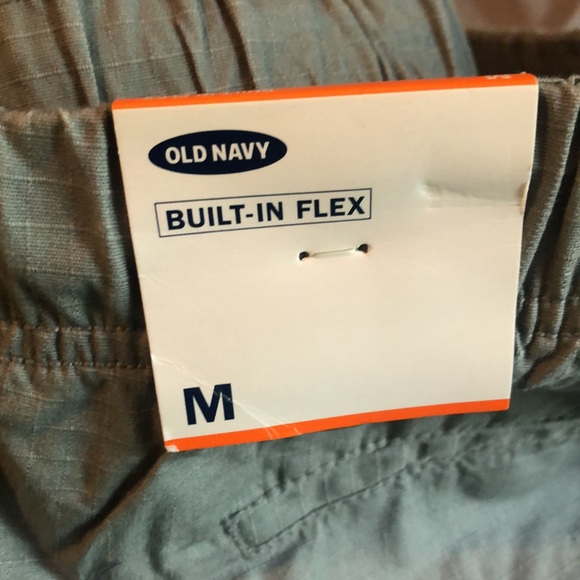 ✨LAST CHANCE FINAL SALE!!✨NWT Built-in-Flex Gray cargo pants by Old Navy - Picture 7 of 8